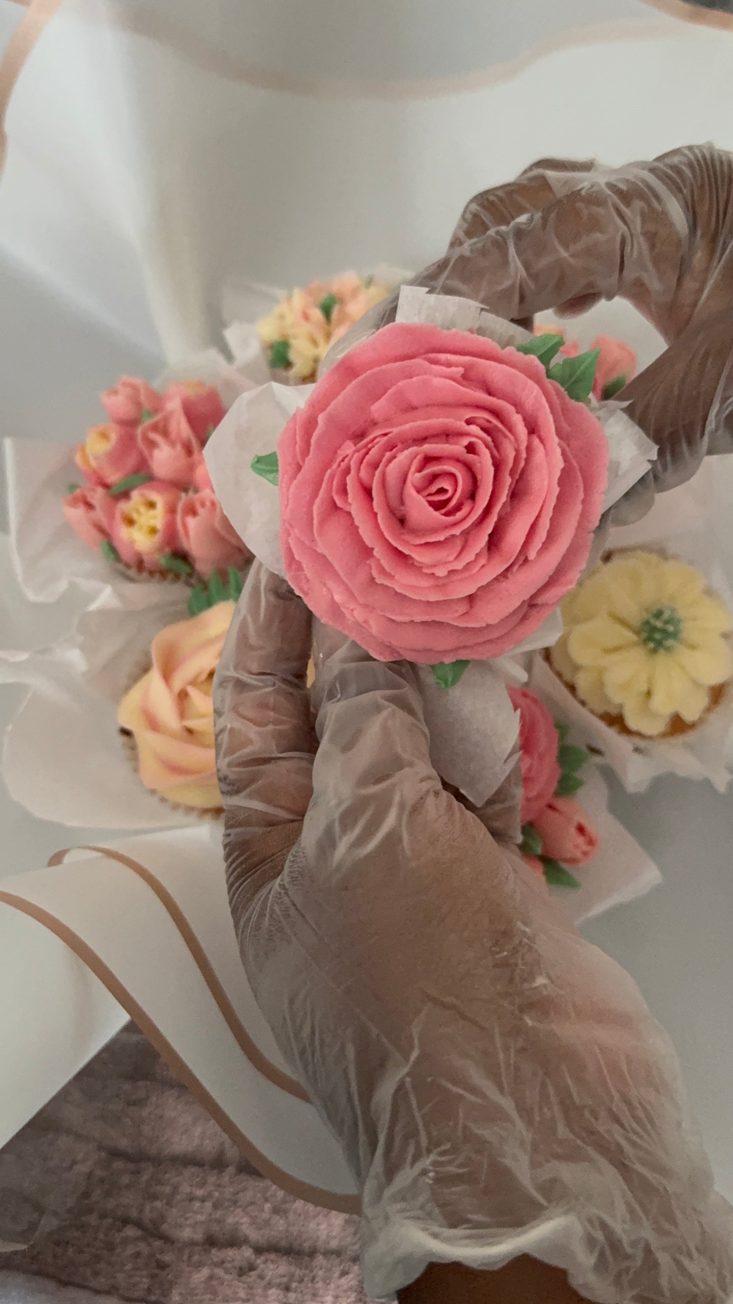 Floral cupcake bouquet