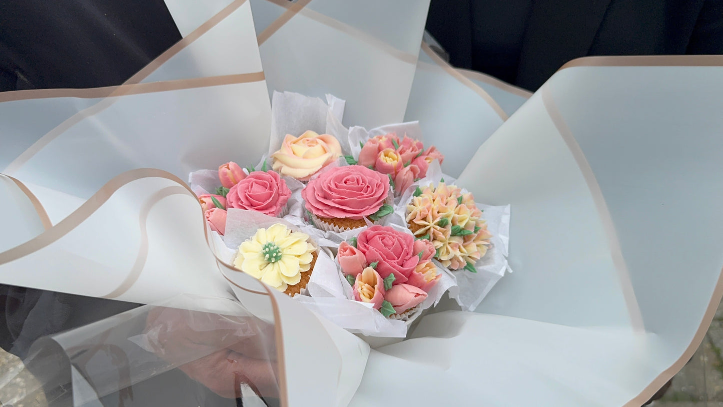 Floral cupcake bouquet
